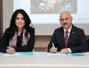 Gümüşova MYO’da İşletmede Mesleki Eğitime Yönelik Protokol İmza Töreni