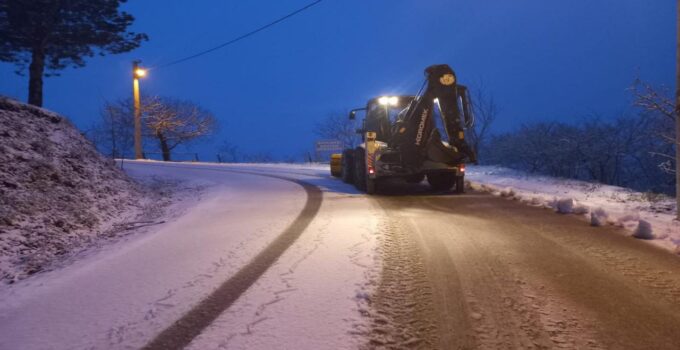 Çilimli’de Kar Alarmı: Ekipler 7/24 Görev Başında