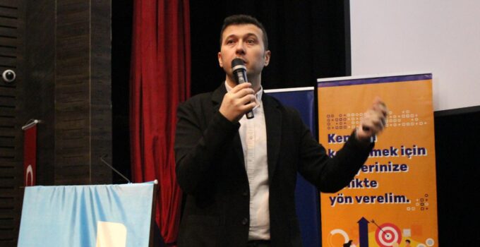 Kariyer Merkezi Tarafından Kariyer Gelişimi Eğitim Serisinin 3. Etkinliği: “Kariyer Planlama” Eğitimi Gerçekleştirildi