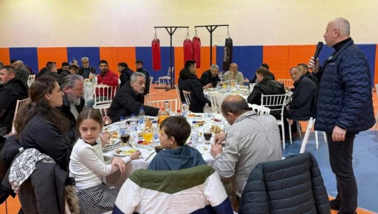 Başkan Yılmaz Yıldız, Personel ve Emeklilerle İftarda Bir Araya Geldi