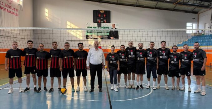 Çilimli’de Voleybol Turnuvası Başladı